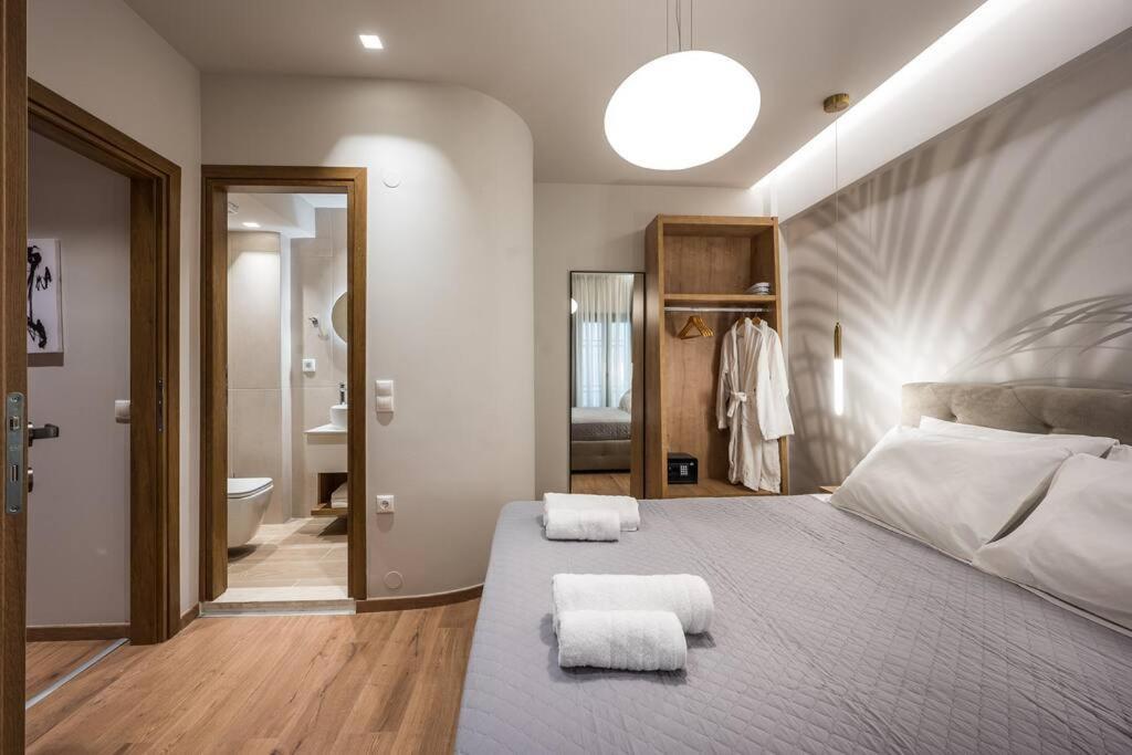 Amalia'S Luxury Apartment 2 Heraklion  Bagian luar foto